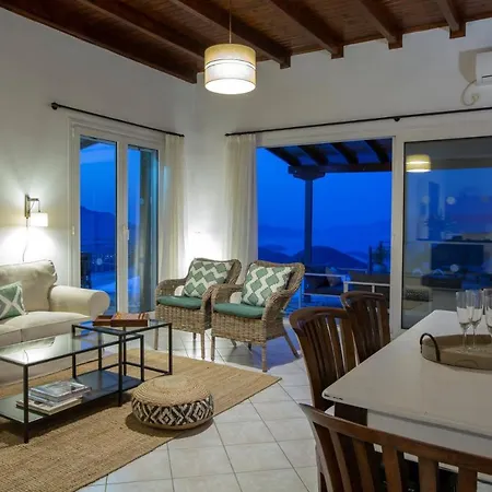 Peaceful With Stunning Sea Views 别墅